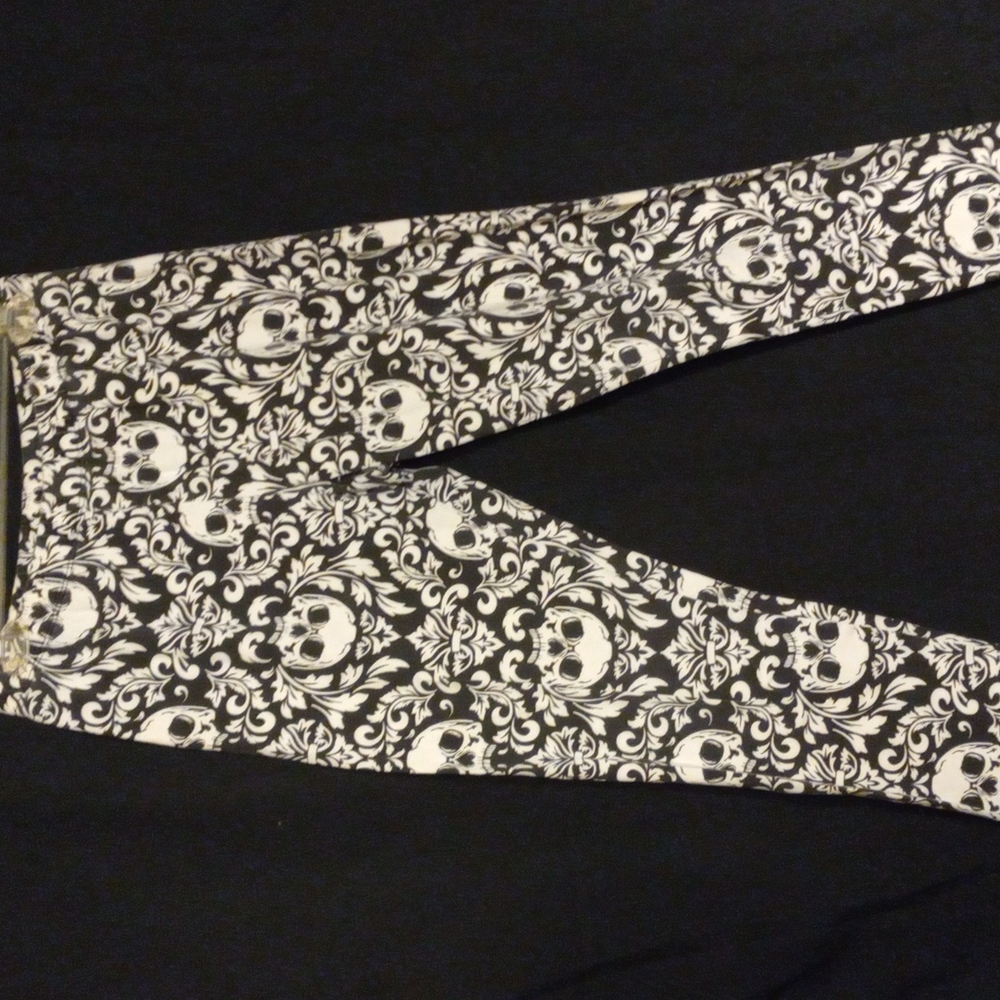 NoBo Skull Leggings